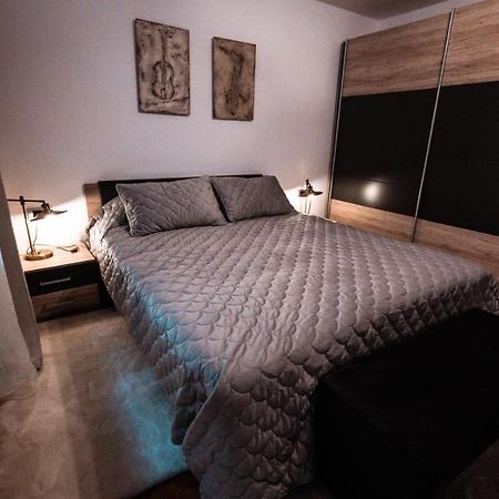 La Garcon Apartment บราชอฟ ภายนอก รูปภาพ